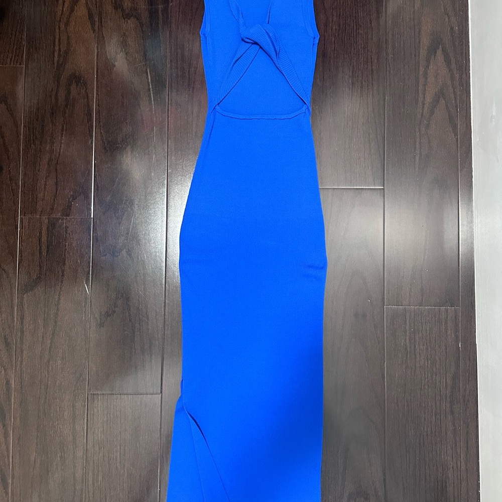 Elegant Blue Sleeveless Dress